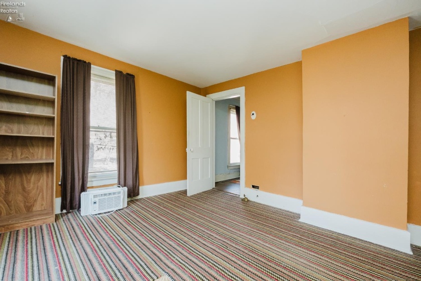 112 Adams St., Wellington, 44090, 4 Bedroom Bedrooms, ,2 BathroomBathrooms,Residential,For Sale,Adams St.,20264428