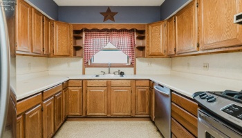 112 Adams St., Wellington, 44090, 4 Bedroom Bedrooms, ,2 BathroomBathrooms,Residential,For Sale,Adams St.,20264428