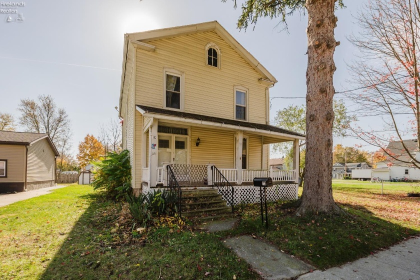112 Adams St., Wellington, 44090, 4 Bedroom Bedrooms, ,2 BathroomBathrooms,Residential,For Sale,Adams St.,20264428