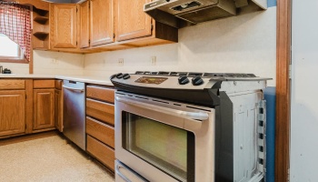 112 Adams St., Wellington, 44090, 4 Bedroom Bedrooms, ,2 BathroomBathrooms,Residential,For Sale,Adams St.,20264428