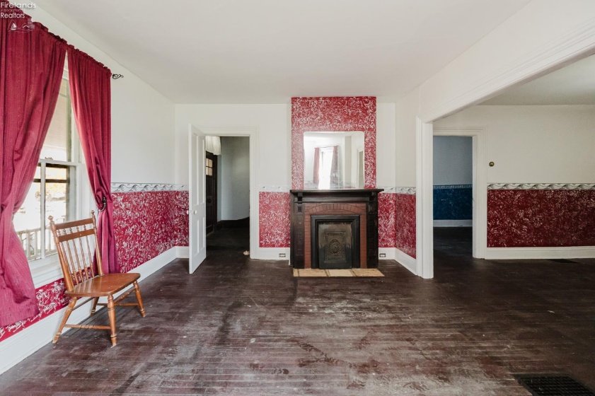 112 Adams St., Wellington, 44090, 4 Bedroom Bedrooms, ,2 BathroomBathrooms,Residential,For Sale,Adams St.,20264428