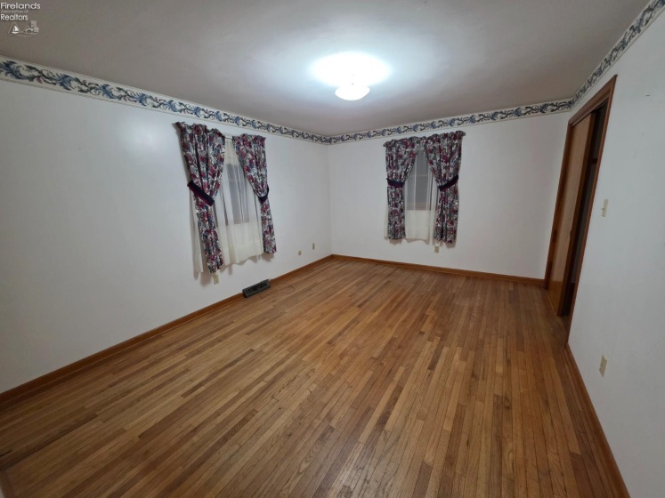 7521 Greenfield Avenue, Castalia, 44824, 3 Bedroom Bedrooms, ,2 BathroomBathrooms,Residential,For Sale,Greenfield,20264430