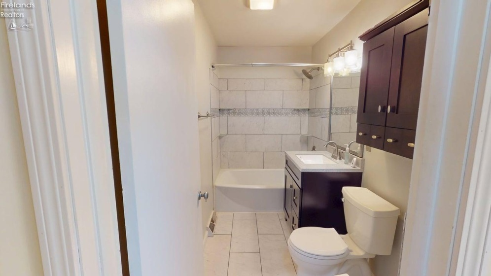 702 Spangler Street, Willard, 44890, 2 Bedroom Bedrooms, ,1 BathroomBathrooms,Residential,For Sale,Spangler,20264425