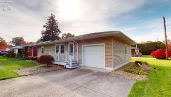 702 Spangler Street, Willard, 44890, 2 Bedroom Bedrooms, ,1 BathroomBathrooms,Residential,For Sale,Spangler,20264425