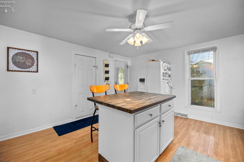425 Center Street, Bellevue, 44811, 3 Bedroom Bedrooms, ,1 BathroomBathrooms,Residential,For Sale,Center,20264421