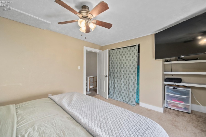 425 Center Street, Bellevue, 44811, 3 Bedroom Bedrooms, ,1 BathroomBathrooms,Residential,For Sale,Center,20264421
