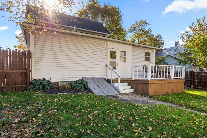 425 Center Street, Bellevue, 44811, 3 Bedroom Bedrooms, ,1 BathroomBathrooms,Residential,For Sale,Center,20264421