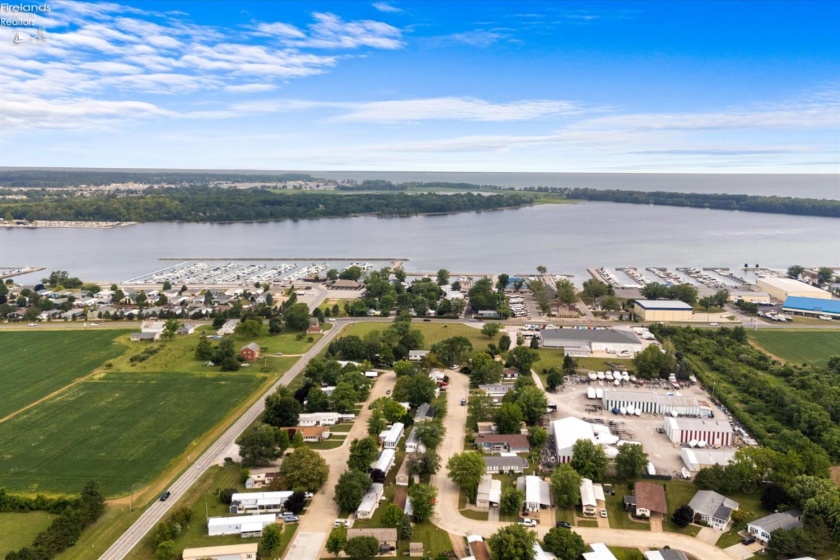 87 Bass Circle, Marblehead, 43440, 2 Bedroom Bedrooms, ,2 BathroomBathrooms,Residential,For Sale,Bass,20264431