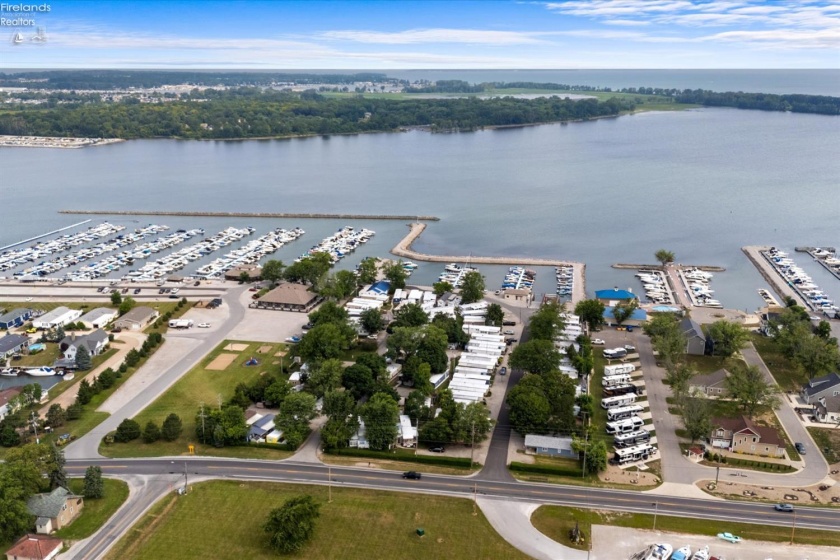 87 Bass Circle, Marblehead, 43440, 2 Bedroom Bedrooms, ,2 BathroomBathrooms,Residential,For Sale,Bass,20264431