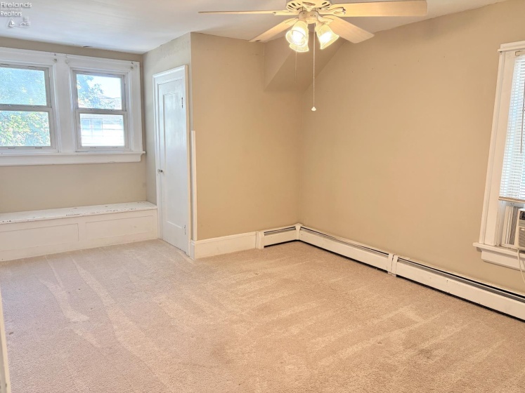 220 Jefferson Street, Sandusky, 44870, 3 Bedroom Bedrooms, ,2 BathroomBathrooms,Residential,For Sale,Jefferson,20264256