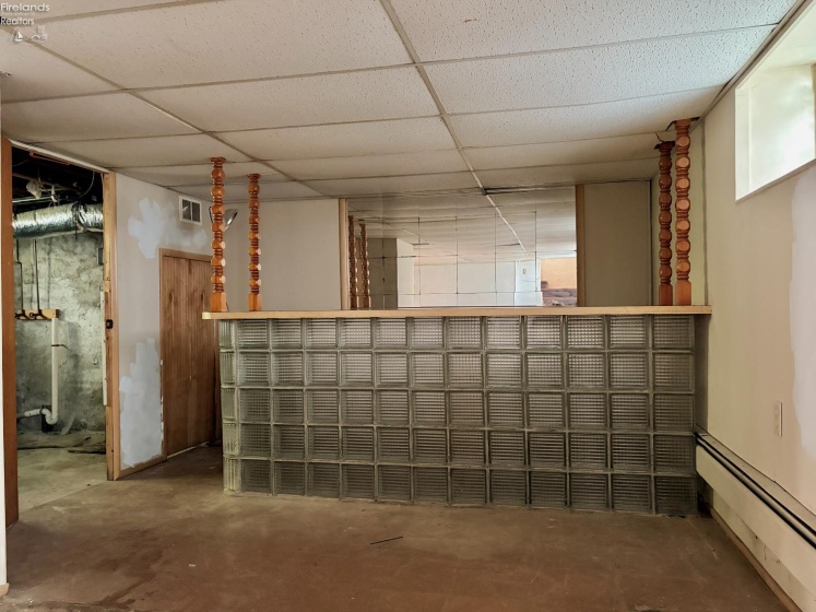 220 Jefferson Street, Sandusky, 44870, 3 Bedroom Bedrooms, ,2 BathroomBathrooms,Residential,For Sale,Jefferson,20264256